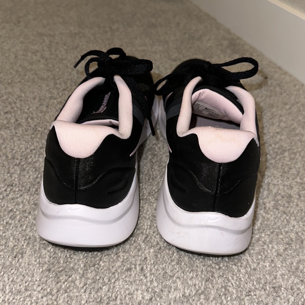 Star runner Nike Shoes - Picture 4 of 5
